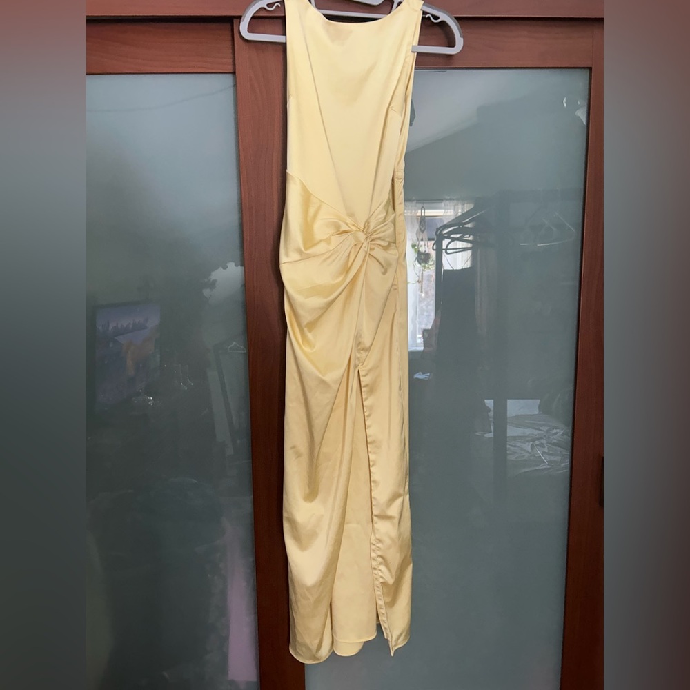 Elegant Yellow Wedding Dress